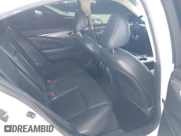 2016 Infiniti Q50 3.0t Premium with VIN JN1EV7AP4GM303705, listed as a IAAI auction lot 41957748 with 122,839 mi miles. Bid and sale history available at carsss.com. Image 8.