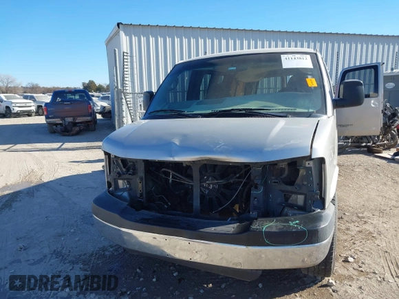 2007 Chevrolet Express Passenger with VIN 1GAHG35UX71176305, listed as a IAAI auction lot 41143812 with 338,940 mi miles and . Bid and sale history available at DreamBid. Image 6.