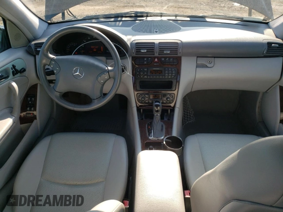 2003 Mercedes-Benz C 320 с VIN WDBRF64J13F309827, выставлен на аукционе Copart как лот 58842905 с пробегом 90 113 миль миль и Списание • Salvage title. История ставок и продаж доступна на DreamBid. Изображение 8.