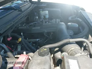 2007 Chevrolet Tahoe LTZ z VIN 1GNFK13087J355127, wystawiony jako IAAI lot #42634200 z przebiegiem 177 634 mil mil oraz . Historia ofert i sprzedaży dostępna na DreamBid. Obrazek 19.