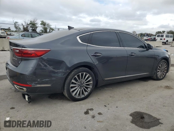 2017 Kia Cadenza Premium with VIN KNALC4J18H5089976, listed as a Copart auction lot 85699714 with 43,222 mi miles and Clean Title. Bid and sale history available at carsss.com. Image 3.