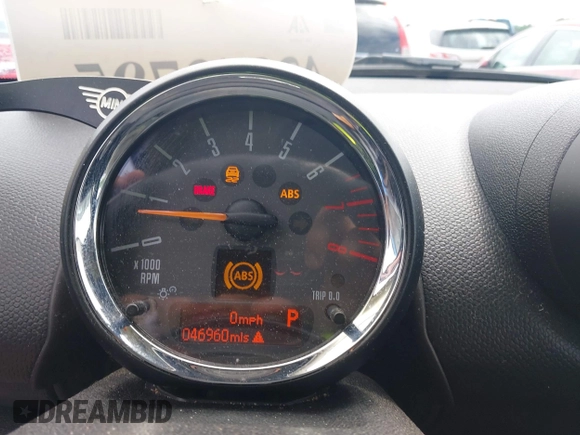 2016 MINI Countryman with VIN WMWZB3C50GWR47537, listed as a IAAI auction lot 42242795 with 46,960 mi miles and . Bid and sale history available at DreamBid. Image 7.