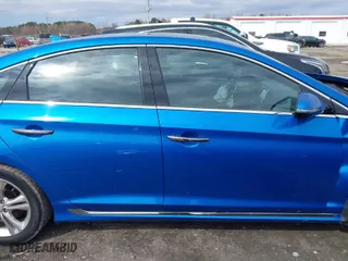 2019 Hyundai Sonata Sport with VIN 5NPE34AF2KH735382, listed as a IAAI auction lot 41815754 with 136,432 mi miles. Bid and sale history available at carsss.com. Image 14.