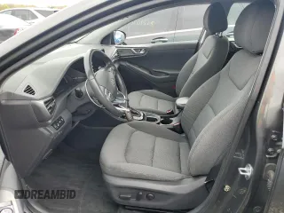 2021 Hyundai Ioniq SE z VIN KMHC75LC9MU258183, wystawiony jako Copart lot #55241505 z przebiegiem 93 854 mil mil oraz Szkody całkowita. Historia ofert i sprzedaży dostępna na DreamBid. Obrazek 7.