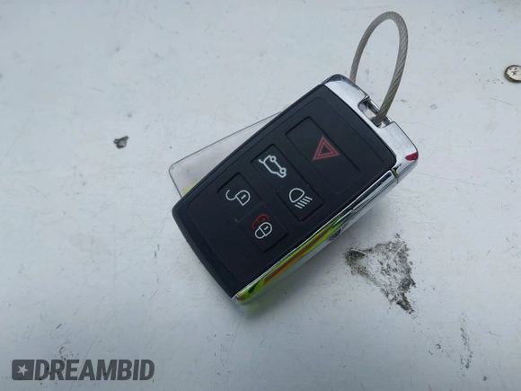 2025 Land Rover Range Rover Velar Dynamic SE с VIN SALYL2EX3SA398659, выставлен на аукционе IAAI как лот 41335449 с пробегом 14 875 миль миль и . История ставок и продаж доступна на DreamBid. Изображение 11.