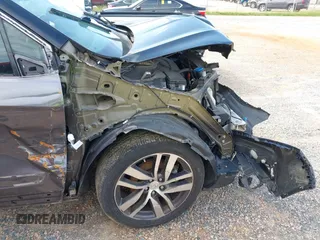 2017 Honda Pilot Touring with VIN 5FNYF5H91HB038268, listed as a IAAI auction lot 42786448 with 62,195 mi miles and . Bid and sale history available at DreamBid. Image 18.