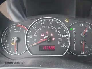 2008 Suzuki SX4 Sport z VIN JS2YC414985100007, wystawiony jako IAAI lot #41849082 z przebiegiem 157 595 mil mil oraz . Historia ofert i sprzedaży dostępna na DreamBid. Obrazek 7.