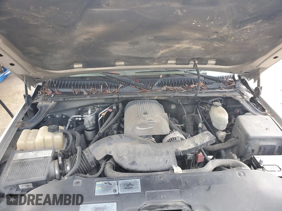 2005 Chevrolet Suburban Z71 with VIN 3GNFK16ZX5G166830, listed as a Copart auction lot 62769755 with 430,459 mi miles and Salvage title. Bid and sale history available at DreamBid. Image 11.