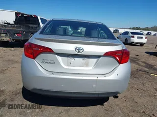 2017 Toyota Corolla L с VIN 2T1BURHE2HC910056, выставлен на аукционе IAAI как лот 41668903 с пробегом 98 795 миль миль и . История ставок и продаж доступна на DreamBid. Изображение 17.