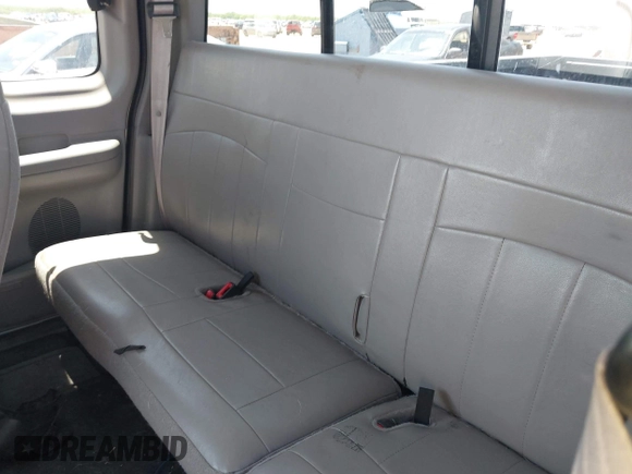 1999 Ford F-150 XL z VIN 1FTRX08L5XKA73493, wystawiony jako IAAI lot #42467358 z przebiegiem Nie podano mil oraz . Historia ofert i sprzedaży dostępna na DreamBid. Obrazek 8.