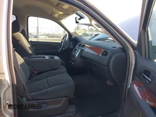 2007 GMC Yukon SLT with VIN 1GKFC13077J253697, listed as a IAAI auction lot 41277881 with 246,059 mi miles. Bid and sale history available at carsss.com. Image 5.