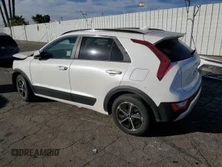 2024 Kia Niro LX with VIN KNDCP3LE5R5137078, listed as a Copart auction lot 80489944 with 38,547 mi miles and Salvage Title. Bid and sale history available at carsss.com. Image 2.