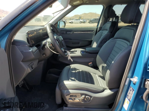 2024 Kia EV9 Land z VIN KNDADFS55R6029590, wystawiony jako Copart lot #60735054 z przebiegiem 3 733 mil mil oraz Szkoda całkowita • Salvage title. Historia ofert i sprzedaży dostępna na DreamBid. Obrazek 7.