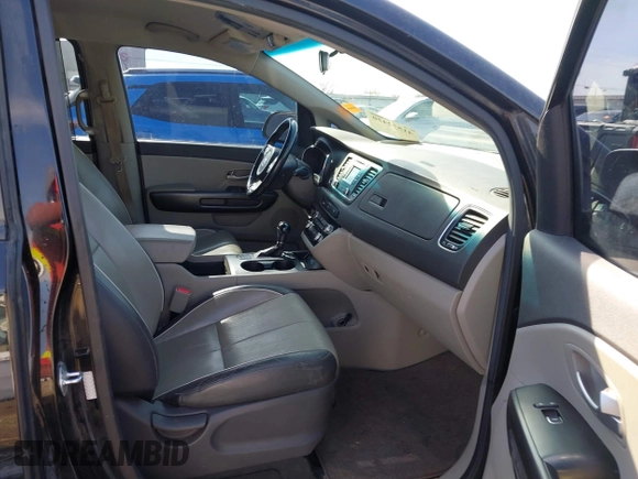 2017 Kia Sedona LX with VIN KNDMB5C17H6242614, listed as a IAAI auction lot 41572420 with 115,707 mi miles and . Bid and sale history available at carsss.com. Image 5.