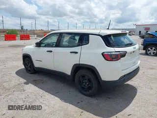 2018 Jeep Compass Sport with VIN 3C4NJCAB3JT263298, listed as a IAAI auction lot 42218194 with 104,604 mi miles and . Bid and sale history available at DreamBid. Image 3.