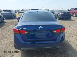 2020 Nissan Altima SR with VIN 1N4BL4CV4LC165329, listed as a IAAI auction lot 41777734 with 82,580 mi miles and . Bid and sale history available at carsss.com. Image 16.