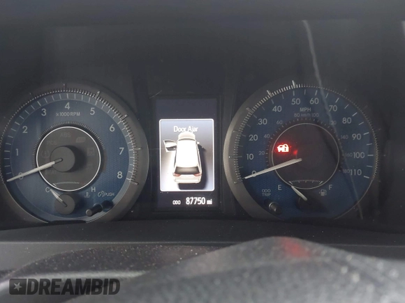 2018 Toyota Sienna XLE Auto Access Seat with VIN 5TDYZ3DC8JS906460, listed as a IAAI auction lot 41468064 with 87,750 mi miles. Bid and sale history available at carsss.com. Image 7.