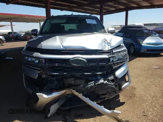 2022 Ford Expedition XLT с VIN 1FMJU1HT4NEA67039, выставлен на аукционе IAAI как лот 42609959 с пробегом 75 880 миль миль и . История ставок и продаж доступна на DreamBid. Изображение 13.