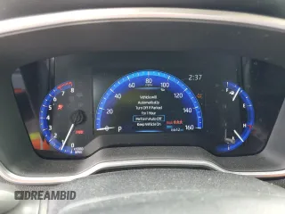 2022 Toyota Corolla Cross XLE z VIN 7MUDAAAG9NV036831, wystawiony jako Copart lot #60986125 z przebiegiem 6 642 mil mil oraz Szkoda całkowita • Salvage title. Historia ofert i sprzedaży dostępna na DreamBid. Obrazek 9.