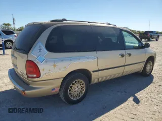 1998 Chrysler Town & Country LXi with VIN 1C4GP64LXWB644491, listed as a Copart auction lot 81560064 with 176,363 mi miles and Clean Title. Bid and sale history available at carsss.com. Image 3.