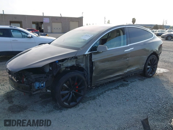 2016 Tesla Model X P90D with VIN 5YJXCAE45GF000773, listed as a IAAI auction lot 42052642 with 127,670 mi miles. Bid and sale history available at carsss.com. Image 18.