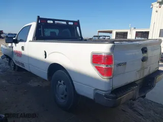 2014 Ford F-150 XL with VIN 1FTMF1CM4EKD68780, listed as a IAAI auction lot 41571968 with 193,363 mi miles. Bid and sale history available at carsss.com. Image 3.