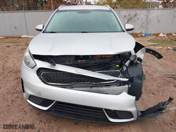 2019 Kia Niro LX with VIN KNDCB3LCXK5349252, listed as a IAAI auction lot 40891130 with 67,029 mi miles. Bid and sale history available at carsss.com. Image 12.