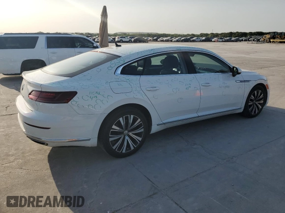 2020 Volkswagen Arteon SE with VIN WVWAR7AN5LE013489, listed as a Copart auction lot 63134834 with 41,661 mi miles and Clean title. Bid and sale history available at DreamBid. Image 3.