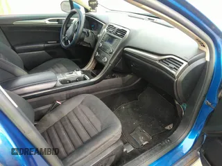 2017 Ford Fusion S with VIN 3FA6P0G73HR282368, listed as a IAAI auction lot 41906999 with 76,259 mi miles. Bid and sale history available at carsss.com. Image 5.