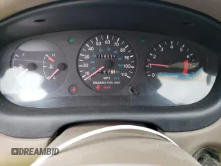 1995 Geo Prizm z VIN 1Y1SK5268SZ059230, wystawiony jako Copart lot #48396305 z przebiegiem 214 279 mil mil oraz Tytuł czysty. Historia ofert i sprzedaży dostępna na DreamBid. Obrazek 9.