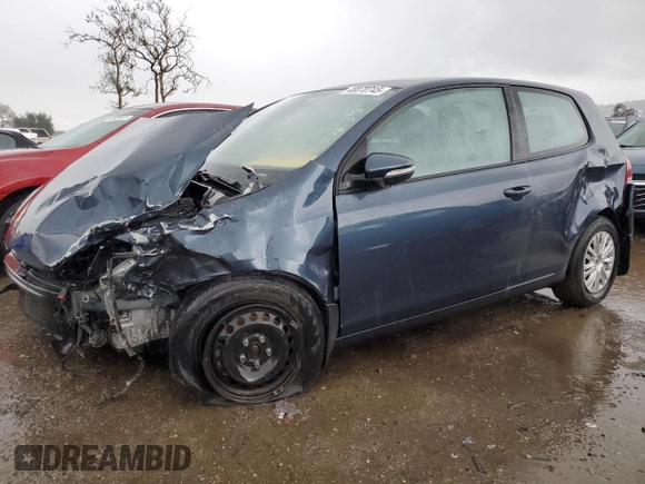 2012 Volkswagen Golf z VIN WVWBB7AJ3CW220950, wystawiony jako Copart lot #48070745 z przebiegiem 30 126 mil mil oraz Szkoda całkowita • Salvage title. Historia ofert i sprzedaży dostępna na DreamBid. Obrazek 1.