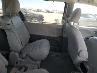 2016 Toyota Sienna XLE с VIN 5TDYK3DC5GS740962, выставлен на аукционе Copart как лот 61189865 с пробегом 75 722 миль миль и Списание • Salvage title. История ставок и продаж доступна на DreamBid. Изображение 11.