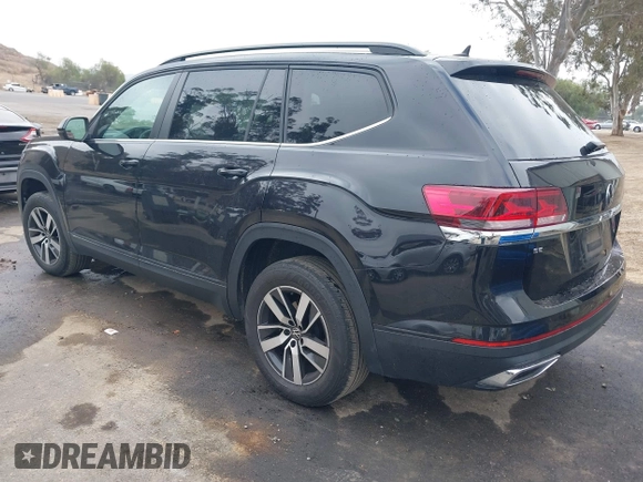 2022 Volkswagen Atlas SE with VIN 1V2DP2CA5NC554636, listed as a IAAI auction lot 41500393 with 38,491 mi miles and . Bid and sale history available at DreamBid. Image 3.