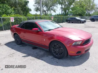 2011 Ford Mustang V6 with VIN 1ZVBP8EM0B5101296, listed as a IAAI auction lot 42775654 with 173,549 mi miles and . Bid and sale history available at DreamBid. Image 1.