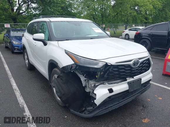2022 Toyota Highlander LE with VIN 5TDBZRBH8NS242559, listed as a IAAI auction lot 42366399 with 200,915 mi miles and . Bid and sale history available at DreamBid. Image 1.