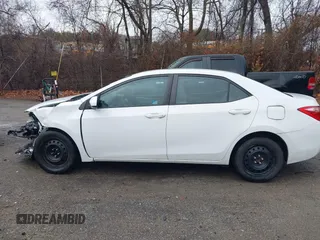 2018 Toyota Corolla L z VIN 2T1BURHEXJC071036, wystawiony jako IAAI lot #41213119 z przebiegiem 56 567 mil mil oraz . Historia ofert i sprzedaży dostępna na DreamBid. Obrazek 13.