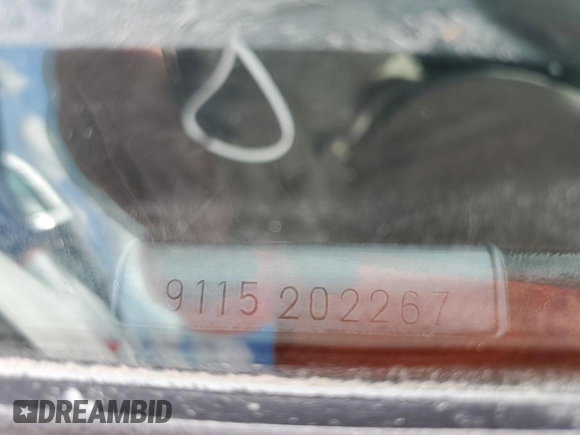 1975 Porsche 911 with VIN 9115202267, listed as a Copart auction lot 75863884 with 61,298 mi miles and Salvage title. Bid and sale history available at DreamBid. Image 13.