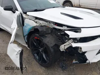 2018 Chevrolet Camaro 2SS with VIN 1G1FH1R78J0188690, listed as a IAAI auction lot 41406212 with 86,693 mi miles and . Bid and sale history available at DreamBid. Image 6.