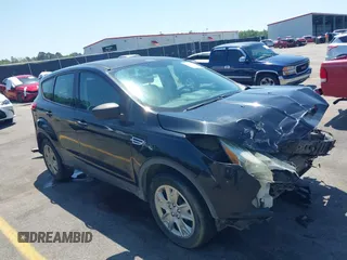 2013 Ford Escape S with VIN 1FMCU0F7XDUD47559, listed as a IAAI auction lot 42027505 with 209,394 mi miles. Bid and sale history available at carsss.com. Image 1.
