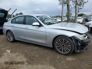 2012 BMW 3 Series 335i z VIN WBA3A9C59CF270610, wystawiony jako Copart lot #51292985 z przebiegiem 132 379 mil mil oraz Szkoda całkowita • Salvage title. Historia ofert i sprzedaży dostępna na DreamBid. Obrazek 4.