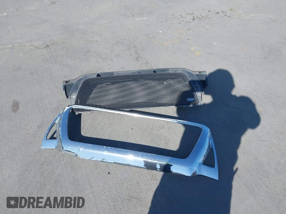 2009 Toyota Tacoma PreRunner with VIN 3TMKU72N89M022479, listed as a IAAI auction lot 42361086 with 297,165 mi miles and . Bid and sale history available at DreamBid. Image 12.