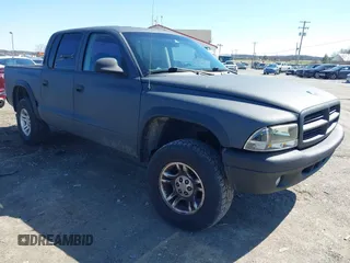 2004 Dodge Dakota Sport with VIN 1D7HG38K84S608161, listed as a IAAI auction lot 41863394 with 145,288 mi miles and . Bid and sale history available at carsss.com. Image 1.