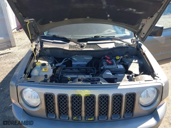 2014 Jeep Patriot High Altitude with VIN 1C4NJPFA6ED550217, listed as a IAAI auction lot 41684727 with 65,881 mi miles. Bid and sale history available at carsss.com. Image 10.