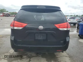 2013 Toyota Sienna XLE with VIN 5TDDK3DC8DS050410, listed as a Copart auction lot 55263125 with 269,011 mi miles and Clean Title. Bid and sale history available at DreamBid. Image 6.