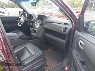 2013 Honda Pilot EX-L with VIN 5FNYF3H60DB024964, listed as a IAAI auction lot 40691878 with 137,870 mi miles and . Bid and sale history available at DreamBid. Image 5.