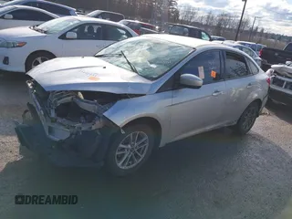 2018 Ford Focus SE with VIN 1FADP3F22JL262373, listed as a IAAI auction lot 41442133 with 1 mi miles. Bid and sale history available at carsss.com. Image 2.