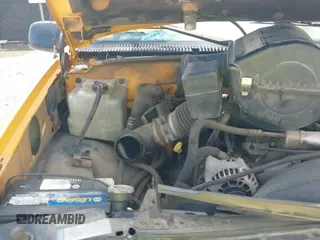 2000 Chevrolet Silverado 3500 с VIN 1GCHK33RXYF502693, выставлен на аукционе IAAI как лот 41941949 с пробегом 273 986 миль миль и . История ставок и продаж доступна на DreamBid. Изображение 12.