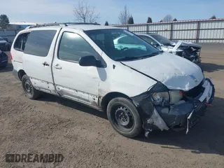 2001 Toyota Sienna LE with VIN 4T3ZF13C51U382556, listed as a IAAI auction lot 41744836 with 226,221 mi miles. Bid and sale history available at carsss.com. Image 1.