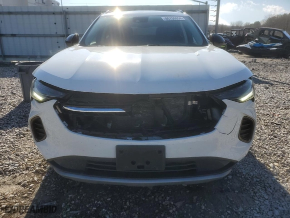 2022 Buick Envision Essence with VIN LRBFZNR41ND064548, listed as a Copart auction lot 86700954 with 52,469 mi miles and Salvage Title. Bid and sale history available at carsss.com. Image 5.