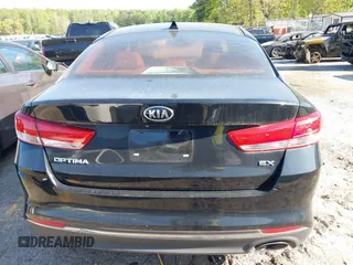 2016 Kia Optima EX z VIN 5XXGU4L35GG066083, wystawiony jako IAAI lot #41828804 z przebiegiem 112 396 mil mil oraz . Historia ofert i sprzedaży dostępna na DreamBid. Obrazek 16.